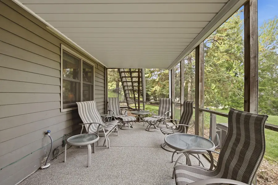 1533 Wexford Court, Eagan, MN 55122 - #3
