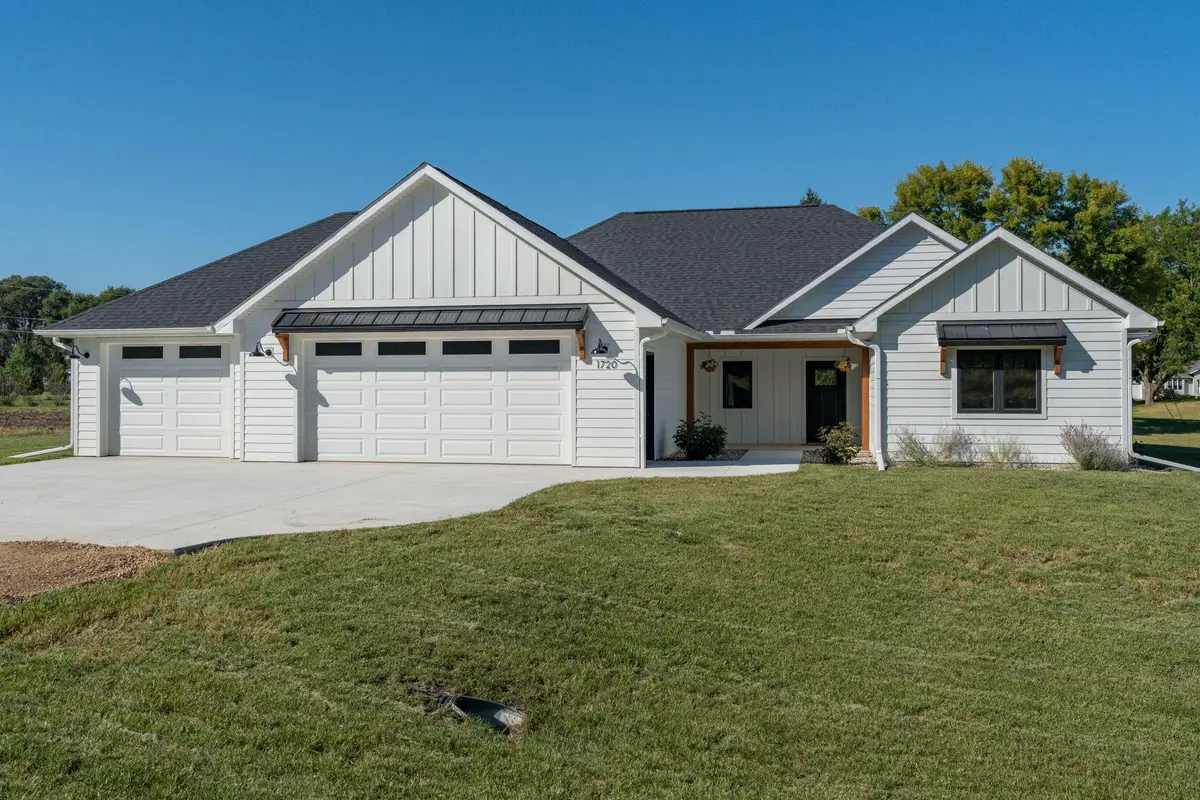 1720 High Tail Lane, Mankato, MN 56001 - #1