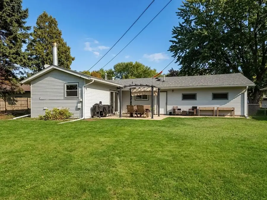 4247 Sandstone Drive, Eagan, MN 55122 - #2