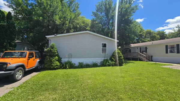 107 Hilton Court, Mankato, MN 56001