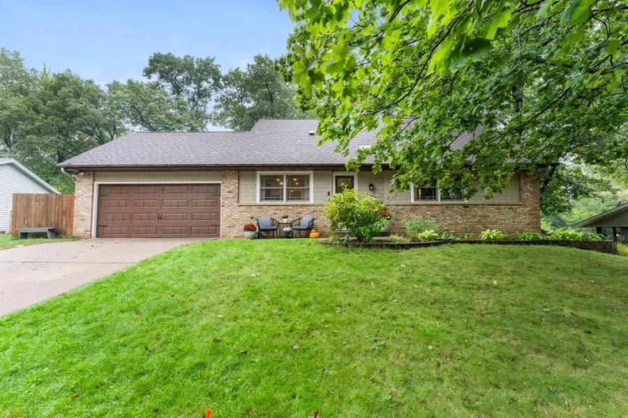 6453 134th Street W, Apple Valley, MN 55124 - #2