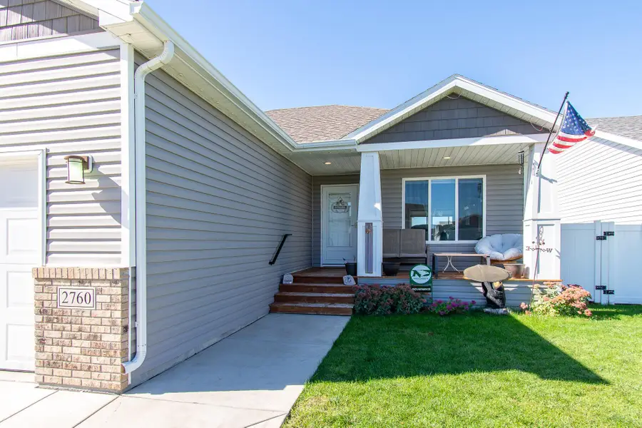 2760 Westwood Street W, West Fargo, ND 58078 - #2