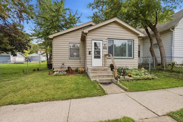 268 Sidney Street E, Saint Paul, MN 55107