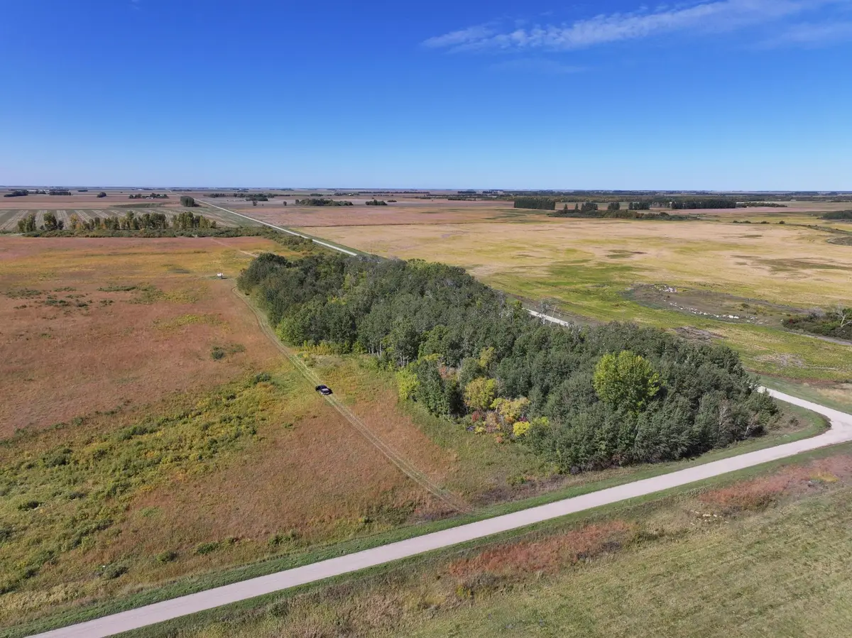 44255 270th Avenue Nw, Karlstad, MN 56732 - #1