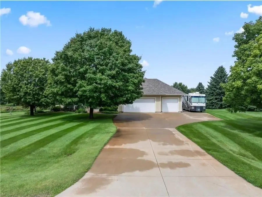 2631 Hawk Hill Lane Sw, Rochester, MN 55902 - #2