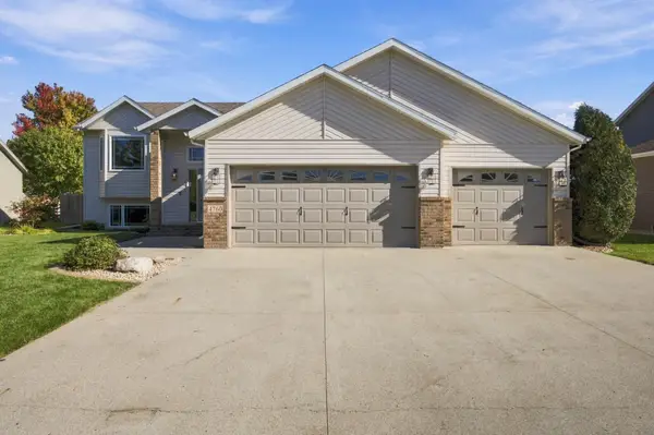 4760 Arbor Court S, Fargo, ND 58104