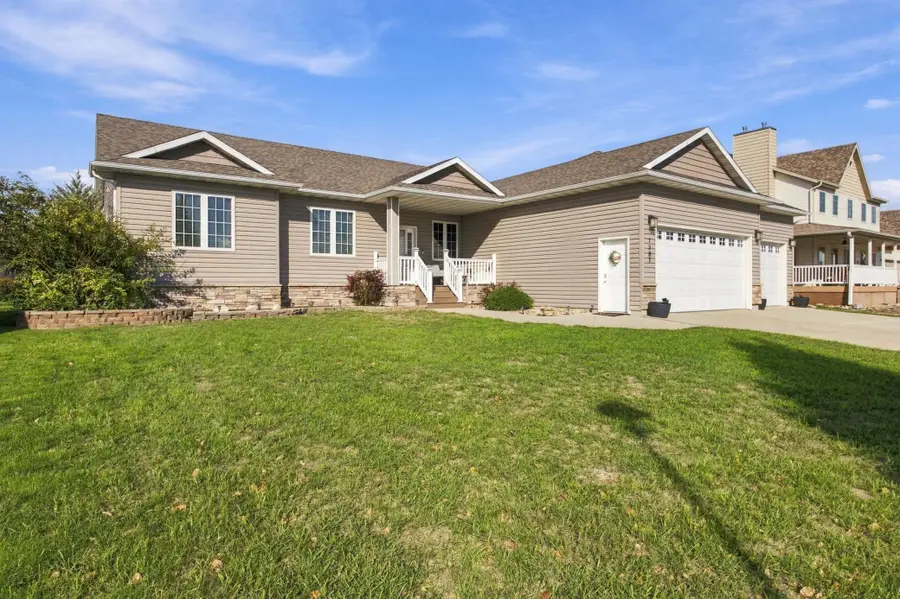 1381 Morningside Drive, Casselton, ND 58012 - #2