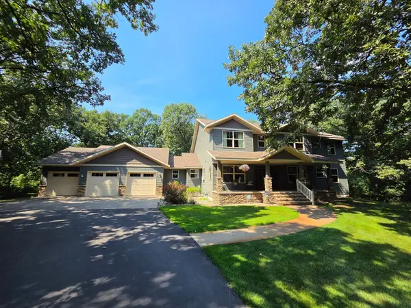 5013 Hidden Acres Circle, Saint Cloud, MN 56301