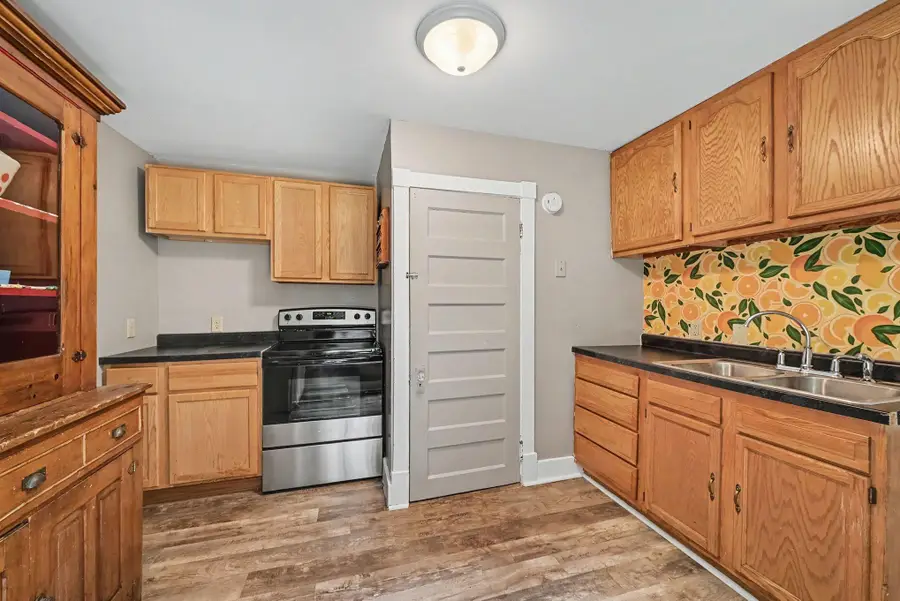 144 3rd Avenue S, South Saint Paul, MN 55075 - #3