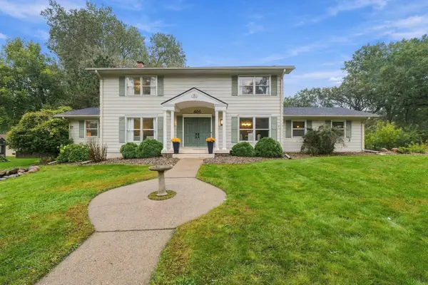 486 Rimrock Drive, Apple Valley, MN 55124