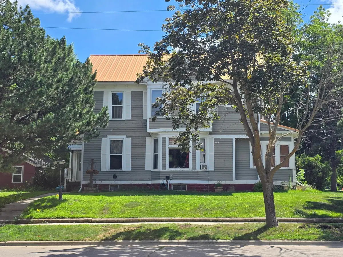 103 4th Street Se, Pipestone, MN 56164 - #1