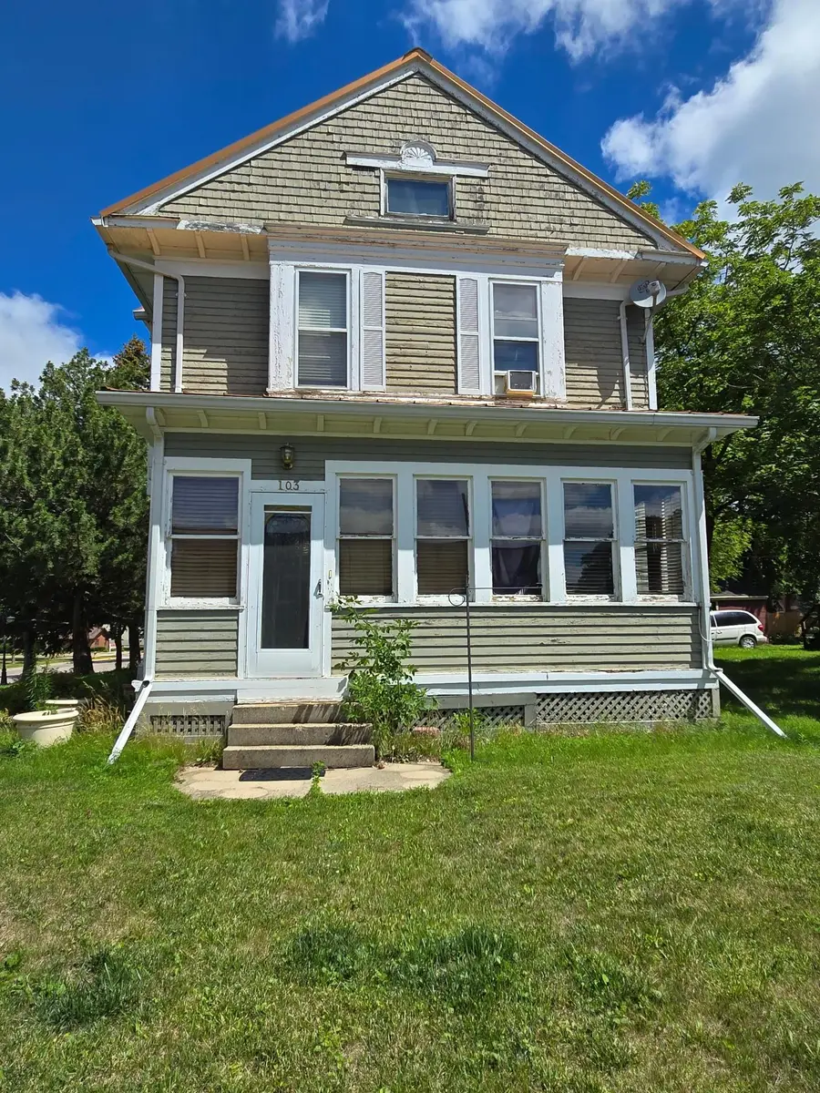 103 4th Street Se, Pipestone, MN 56164 - #2