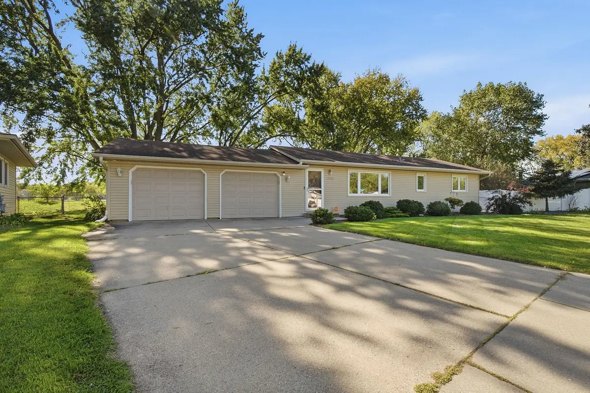 2128 Shale Lane, Eagan, MN 55122 - #1