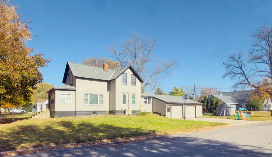 361 S 9th Street, Bird Island, MN 55310 - #2