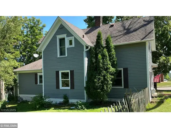 704 Mulberry Street W, Stillwater, MN 55082