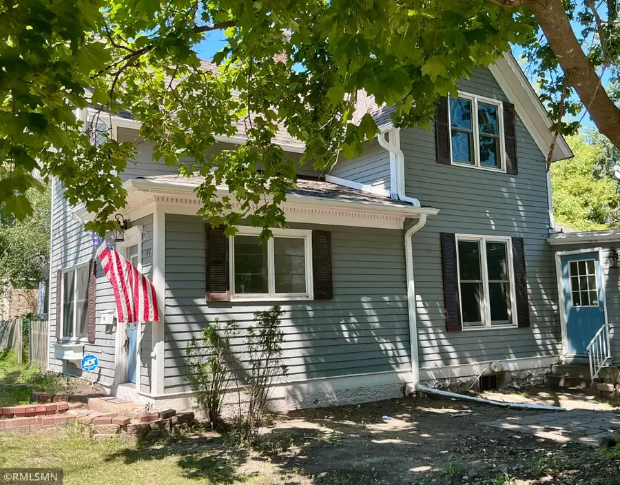 704 Mulberry Street W, Stillwater, MN 55082 - #2