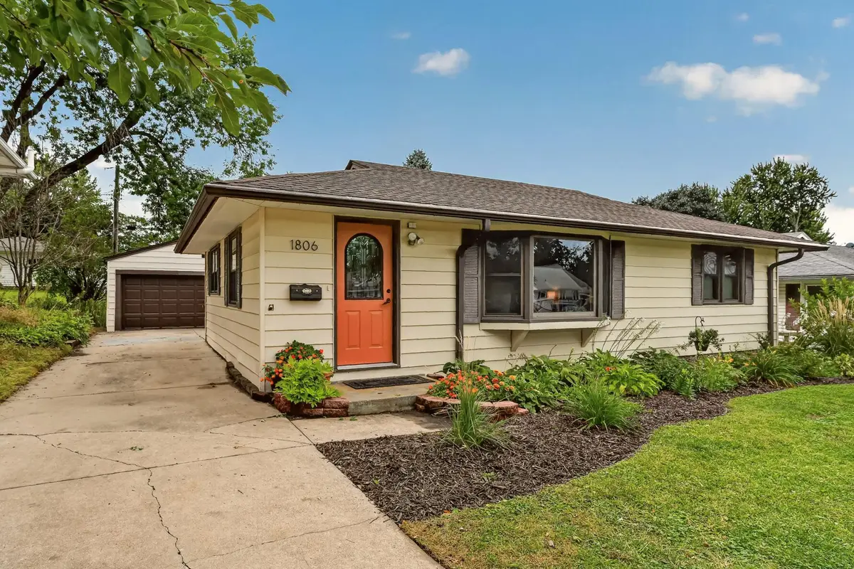 1806 17 1/2 Street Nw, Rochester, MN 55901 - #1