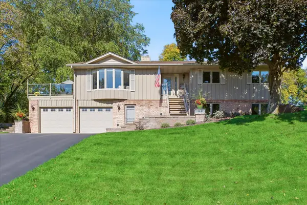 4312 Aries Court, Eagan, MN 55123
