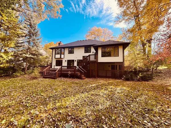 13505 Elkwood Drive, Apple Valley, MN 55124