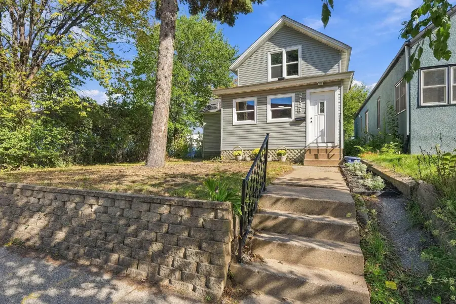 2423 Quincy Street Ne, Minneapolis, MN 55418 - #2