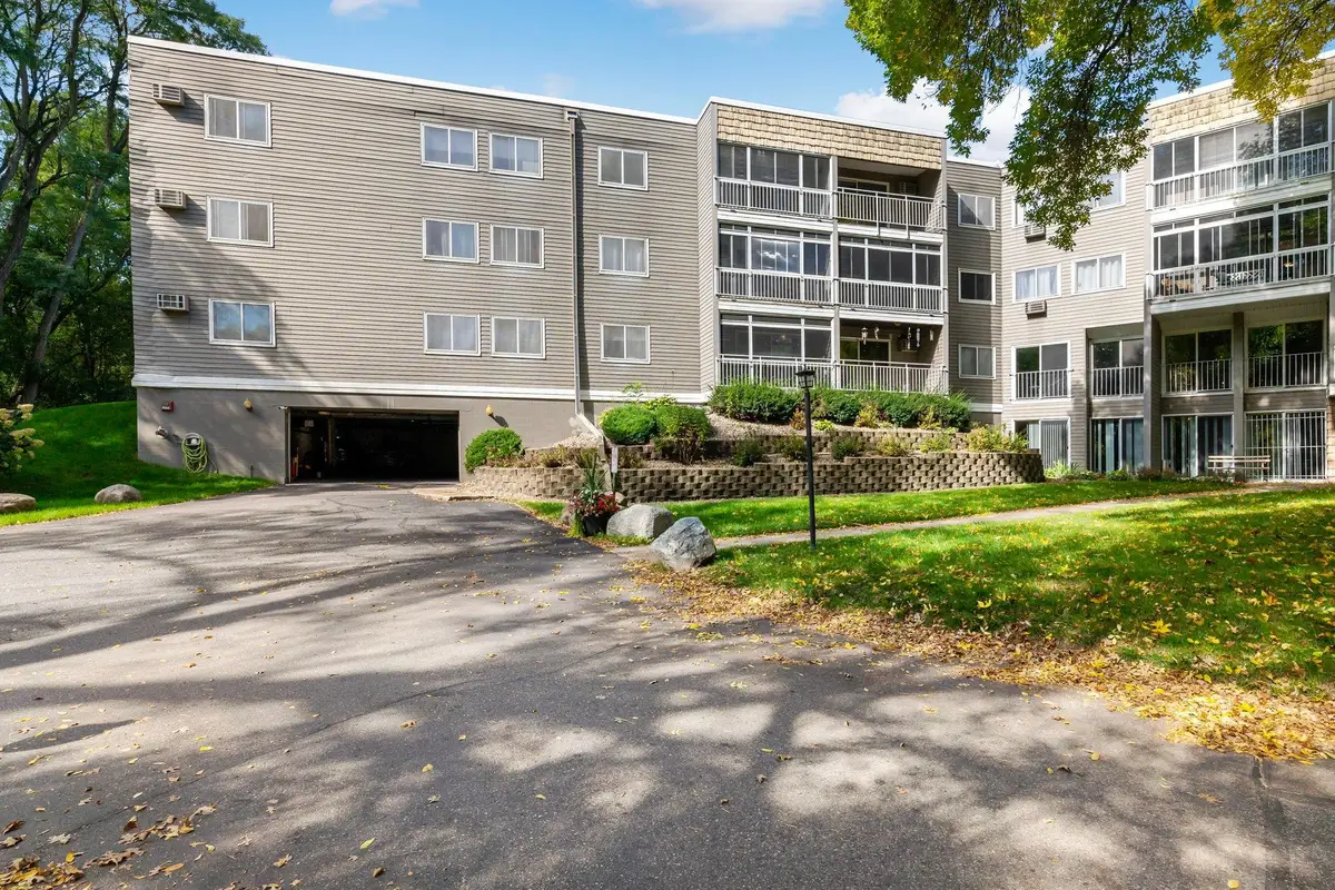 135 Viking Drive E #117, Little Canada, MN 55117 - #1