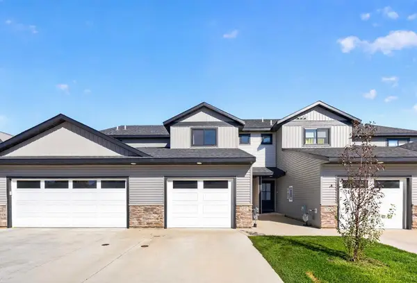 5237 Harvest Square Place Nw, Rochester, MN 55901