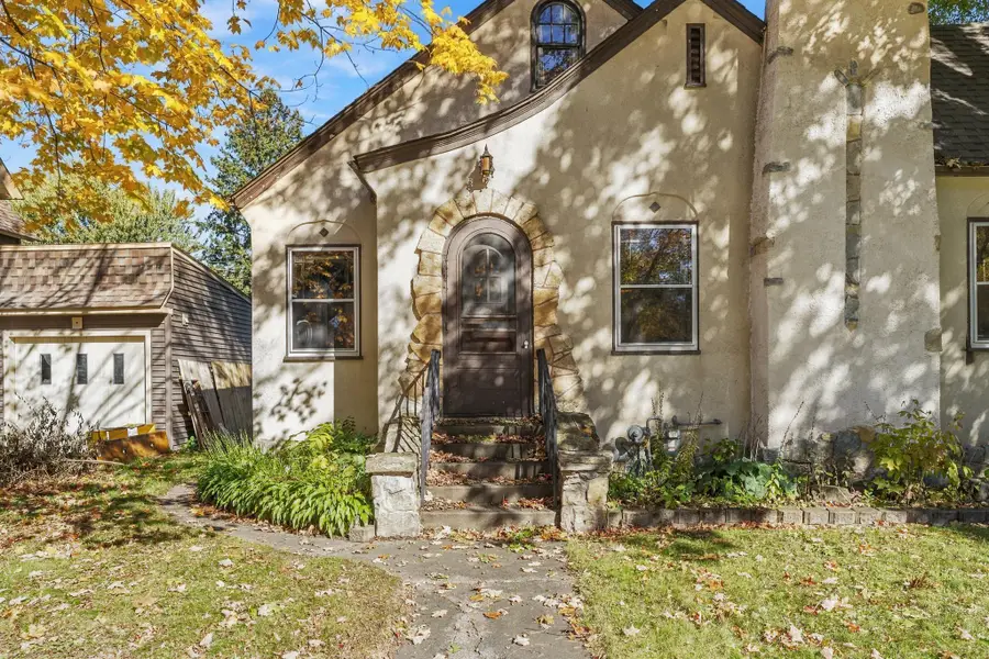 220 4th Street Ne, Braham, MN 55006 - #3