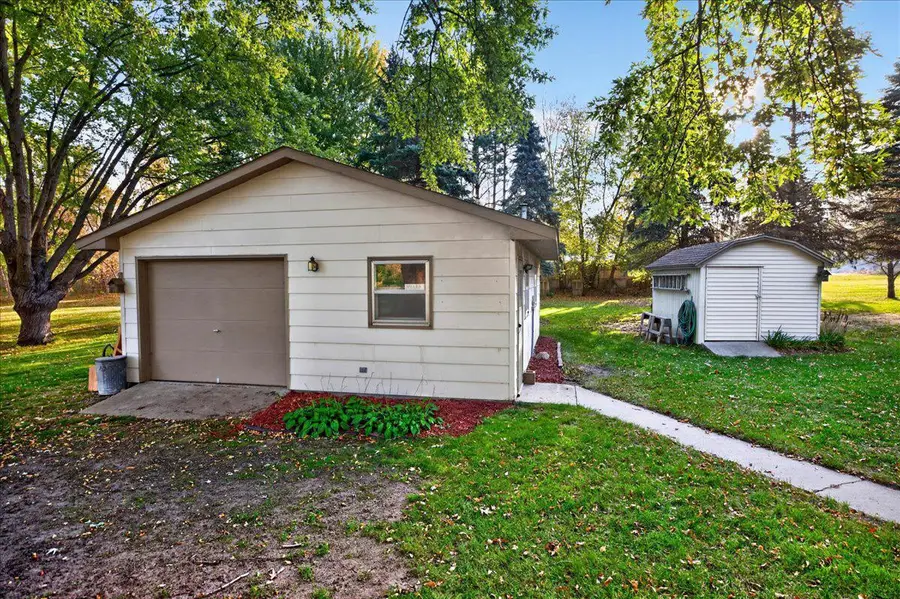24 Willow Circle, Annandale, MN 55302 - #3