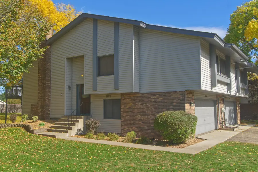 14020 79th Avenue N, Maple Grove, MN 55311 - #3