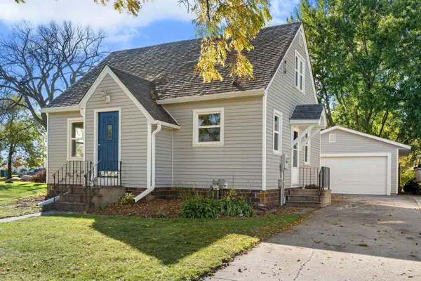 918 3rd Street Sw, Waseca, MN 56093