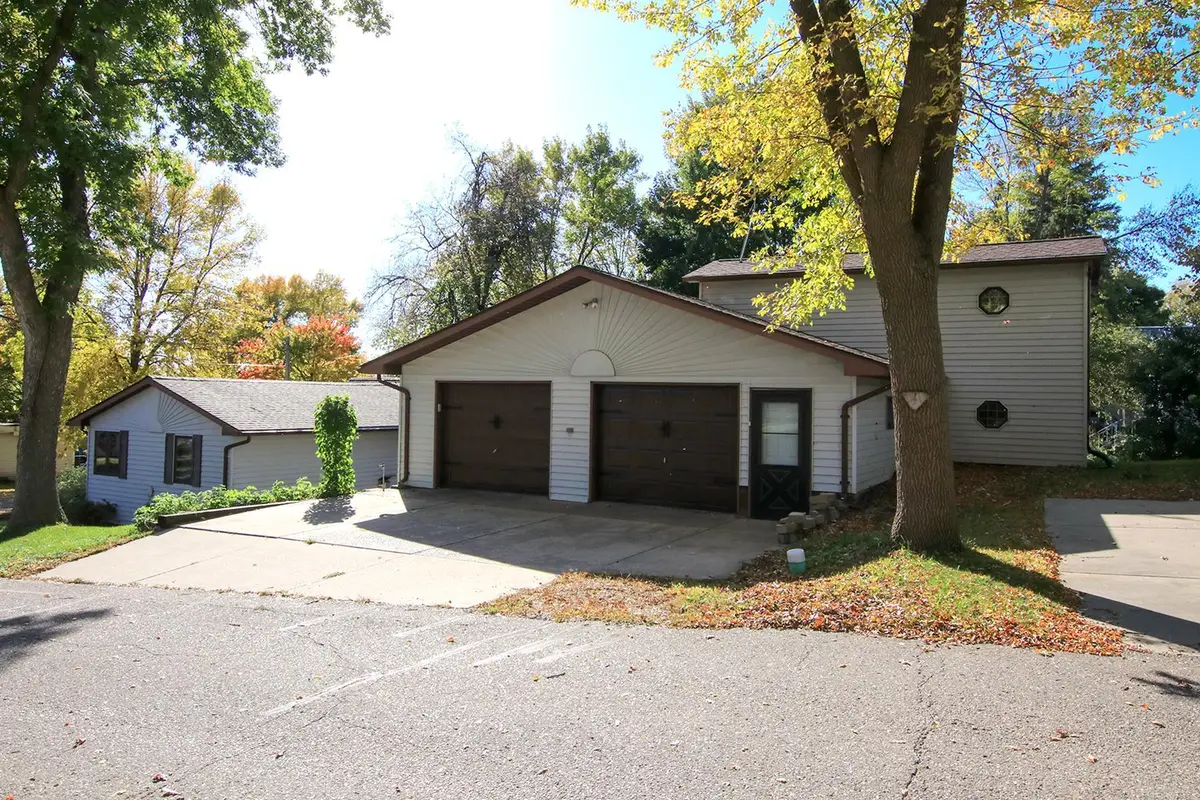 124 E Saint Paul Street, Darwin, MN 55324 - #1