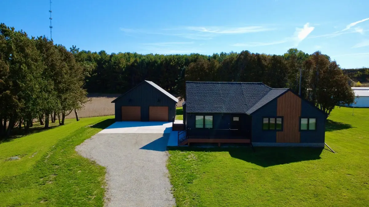 43554 State Hwy 44, Mabel, MN 55954 - #1