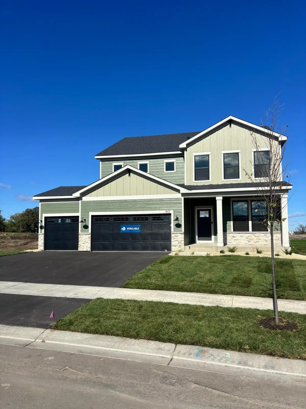 1831 Tamarack Road, Shakopee, MN 55379 - #1