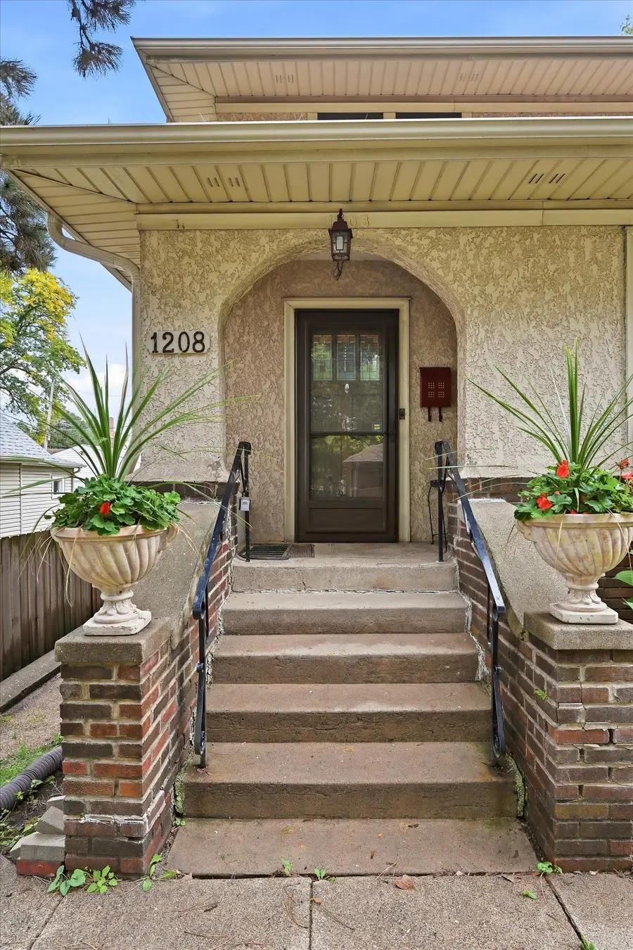1208 Palace Avenue, Saint Paul, MN 55105 - #2