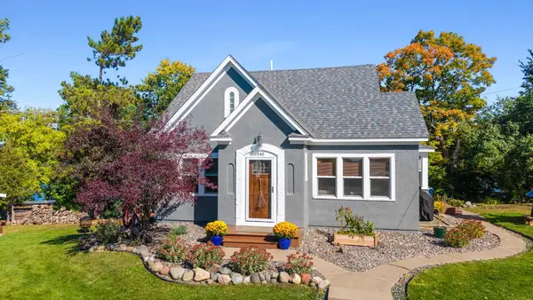 140 N Main Street, Center City, MN 55012