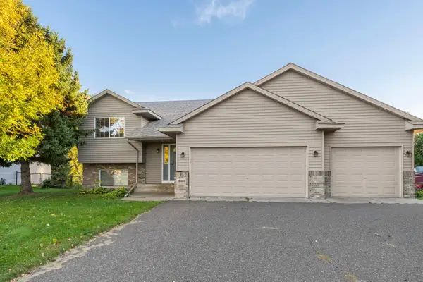 38465 Coventry Drive, North Branch, MN 55056