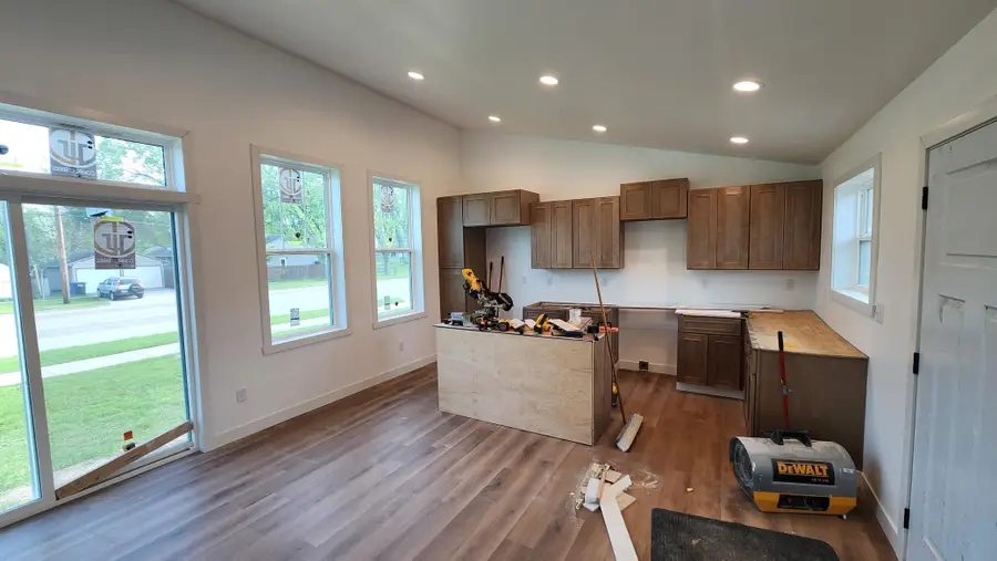 801 17th Avenue N, Fargo, ND 58102 - #2