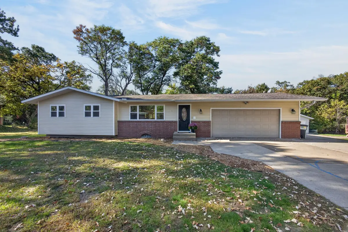2555 Holly Street S, Cambridge, MN 55008 - #1