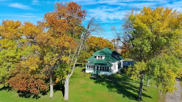 10509 270th Street, Milroy, MN 56263