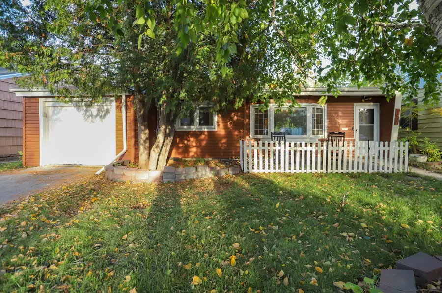 1425 12th Street N, Fargo, ND 58102 - #3