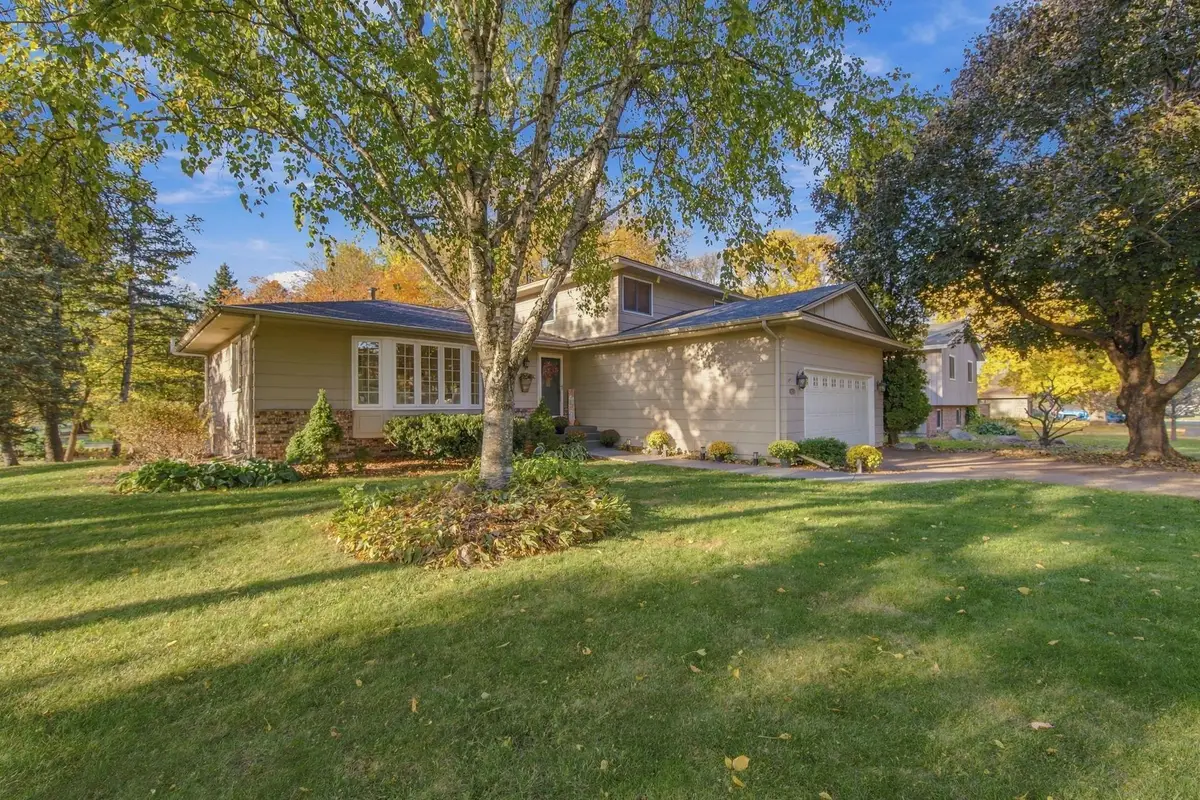 11115 Lanewood Circle, Eden Prairie, MN 55344 - #1