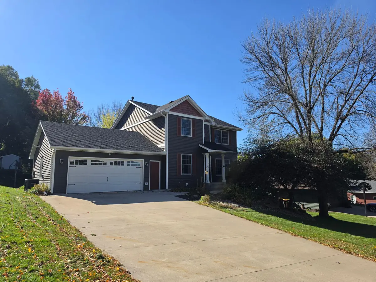 210 10th Street Se, New Prague, MN 56071 - #1