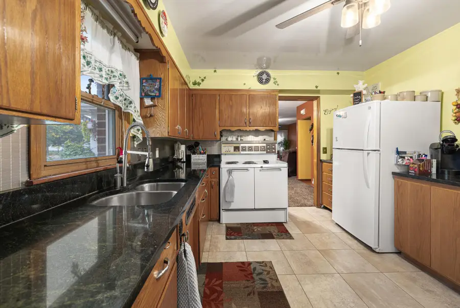 320 Broadway Avenue W, Little Falls, MN 56345 - #3