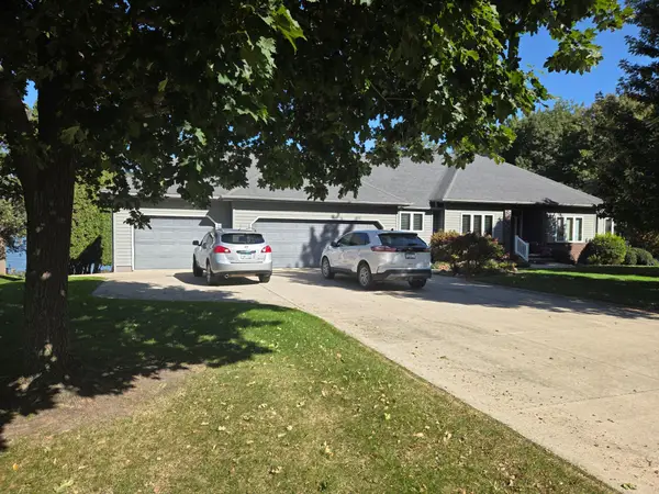 2734 Campus Lane, Albert Lea, MN 56007