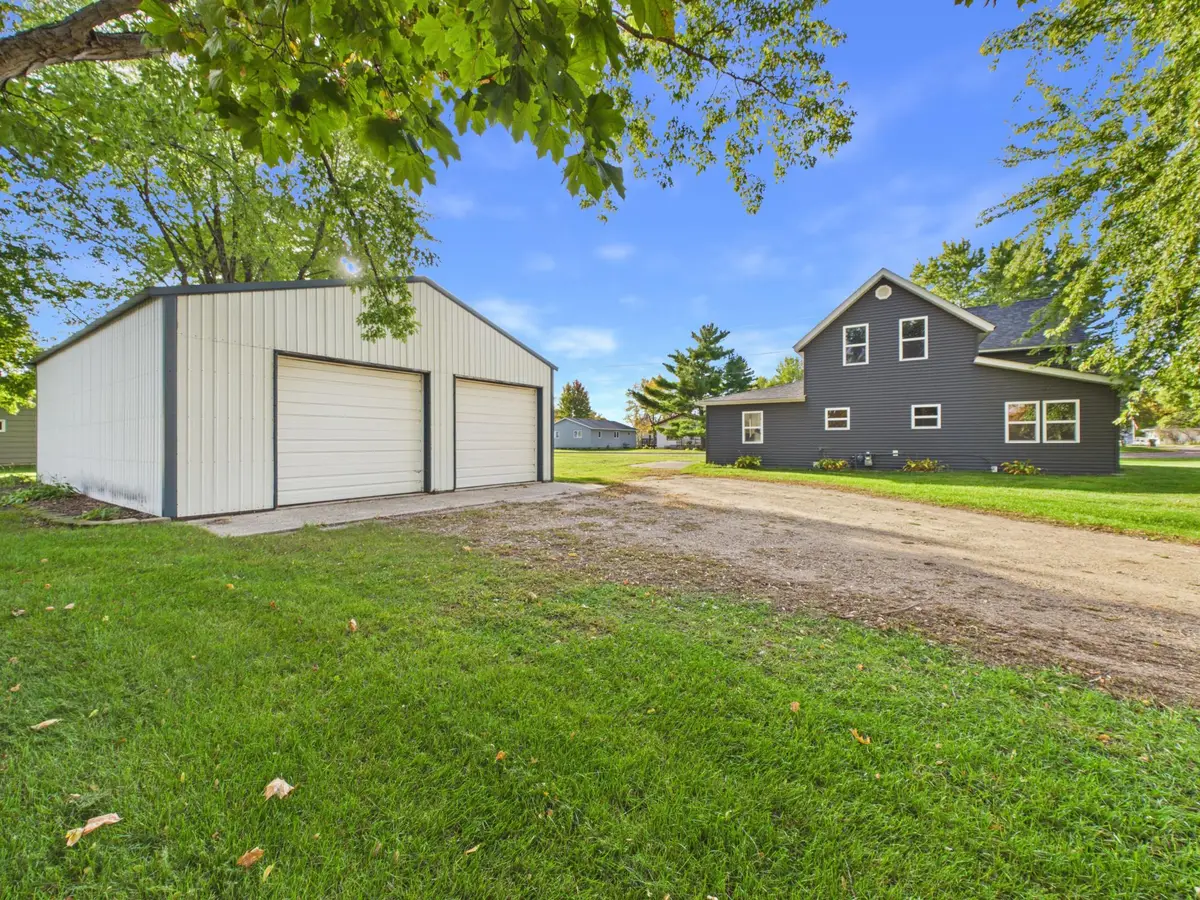 418 1st Avenue Sw, Melrose, MN 56352 - #1