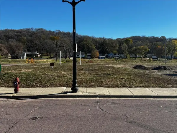520 1st Street, Jackson, MN 56143