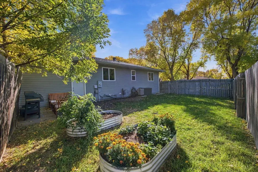 2215 15th Street S, Fargo, ND 58103 - #3