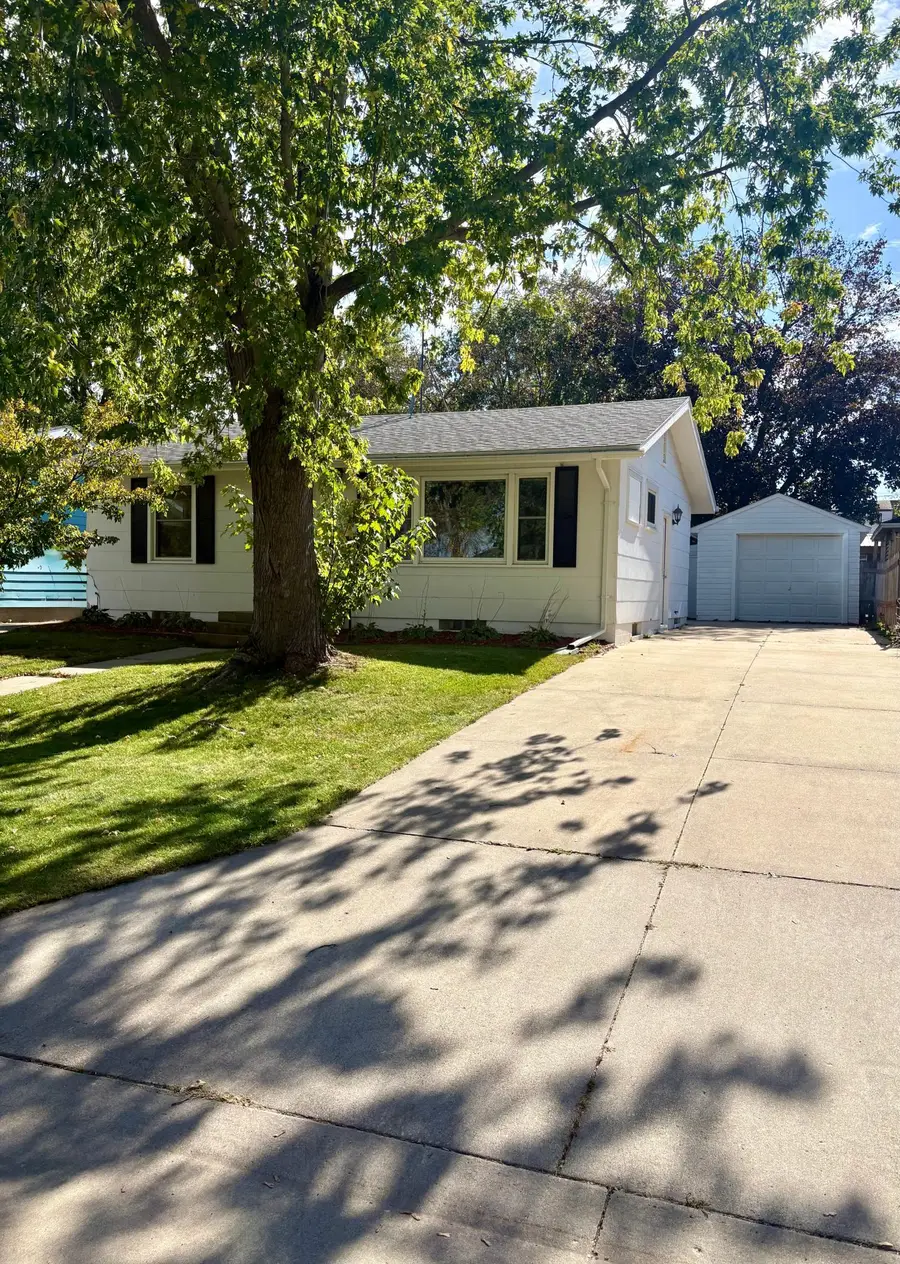302 2nd Street Se, Stewartville, MN 55976 - #2
