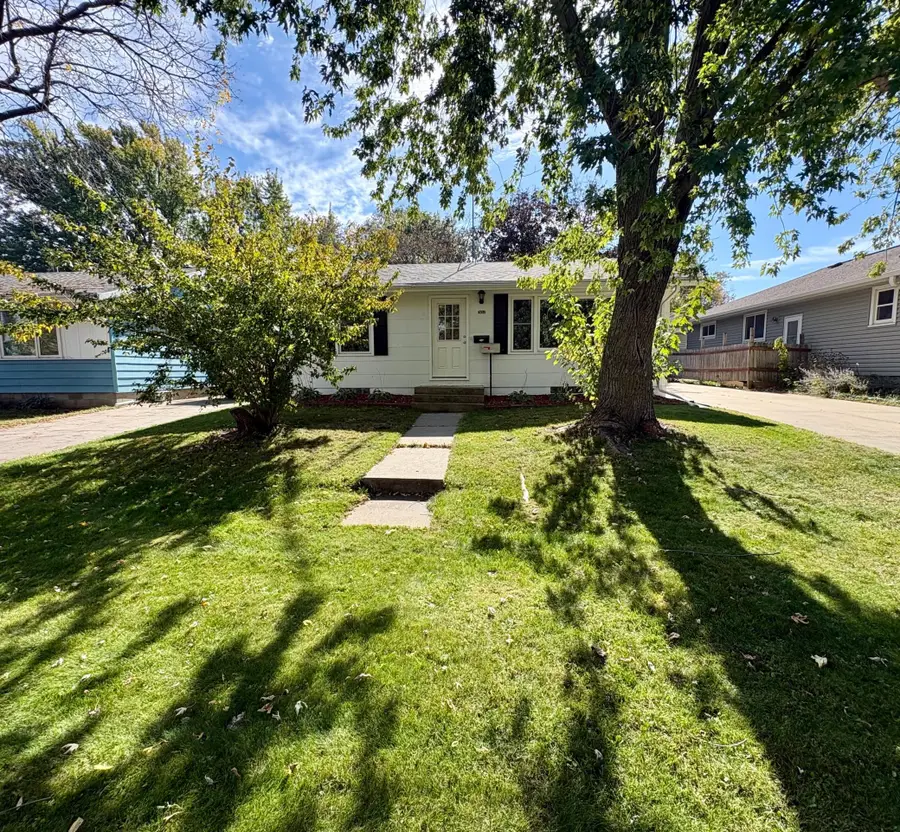 302 2nd Street Se, Stewartville, MN 55976 - #3