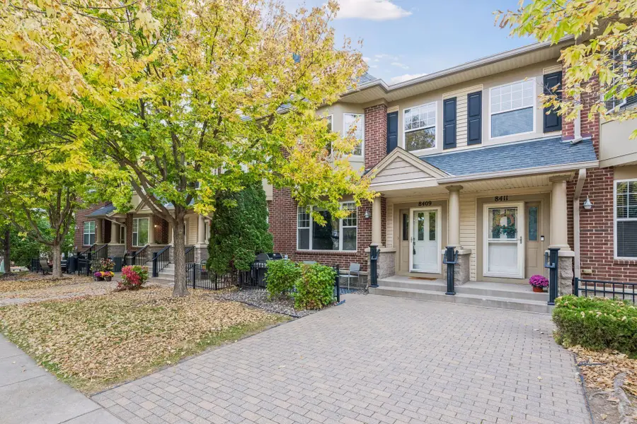 8409 Townsend Drive, Eden Prairie, MN 55344 - #2